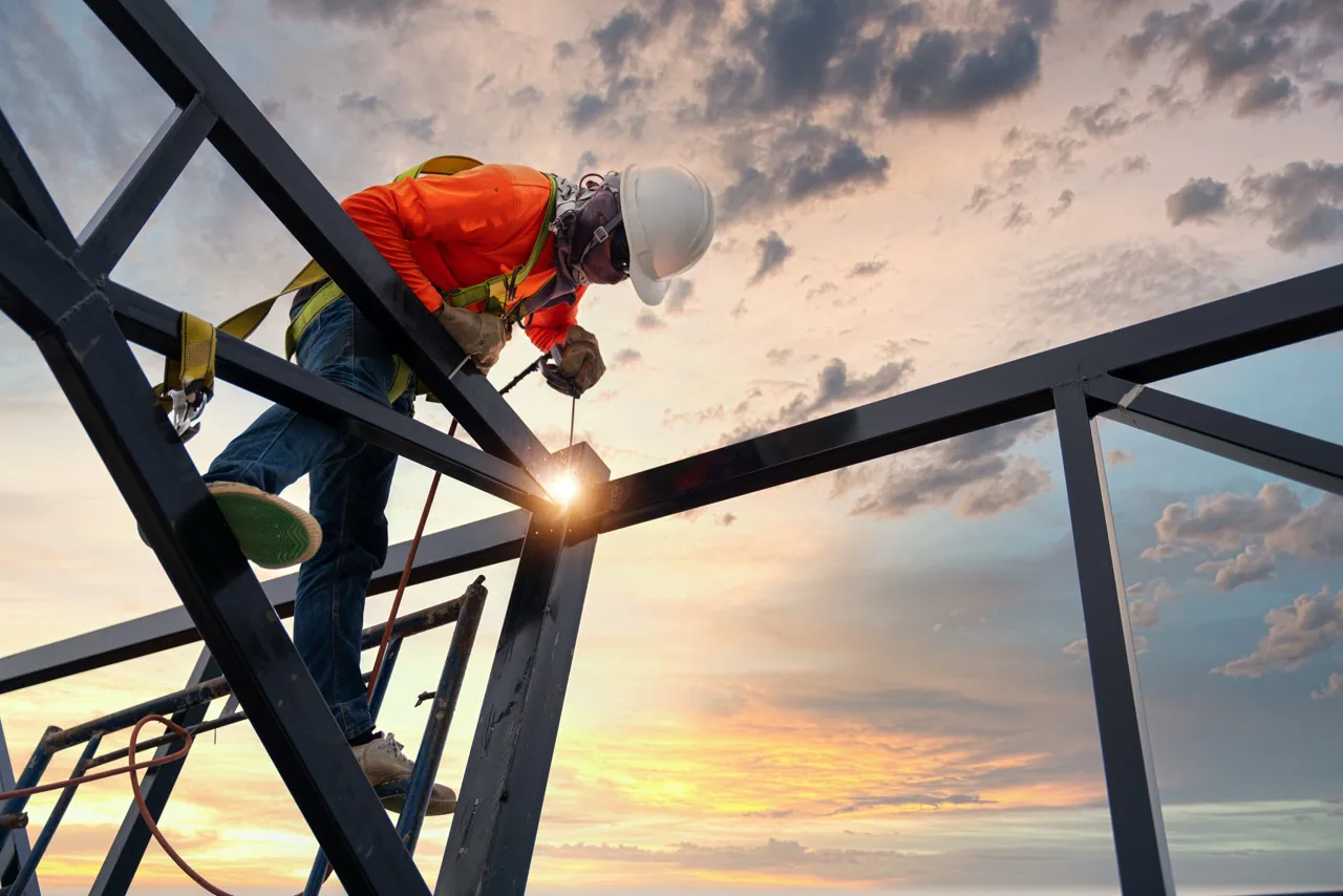Toolbox Talk – Equipment Storage and Protection from Weather