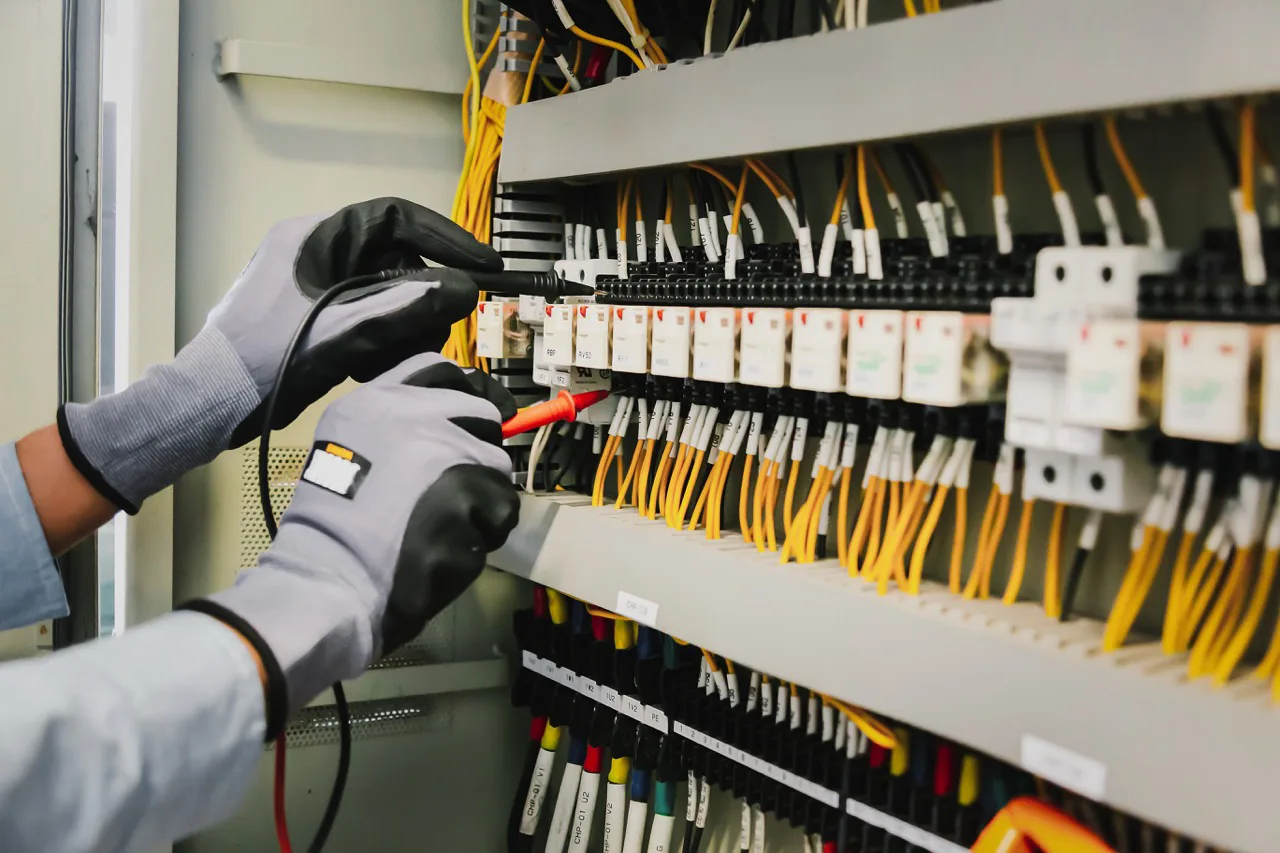 Toolbox Talk - Zero Electrical Energy Checks